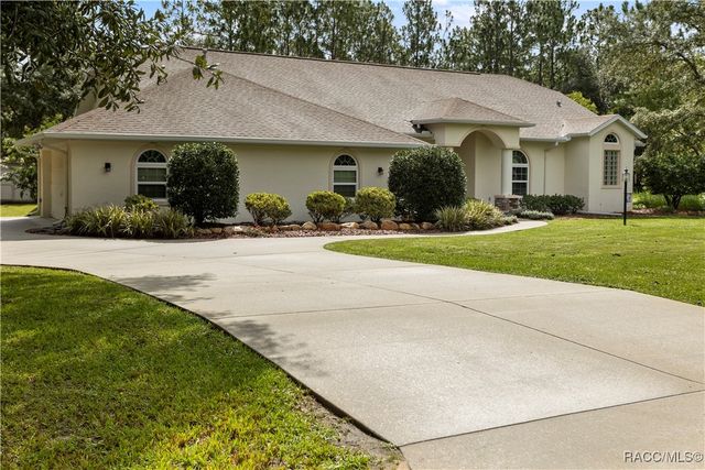 5799 N Oakmont Drive, Beverly Hills, FL 34465
