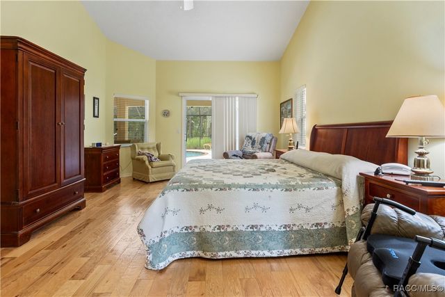 5799 N Oakmont Drive, Beverly Hills, FL 34465