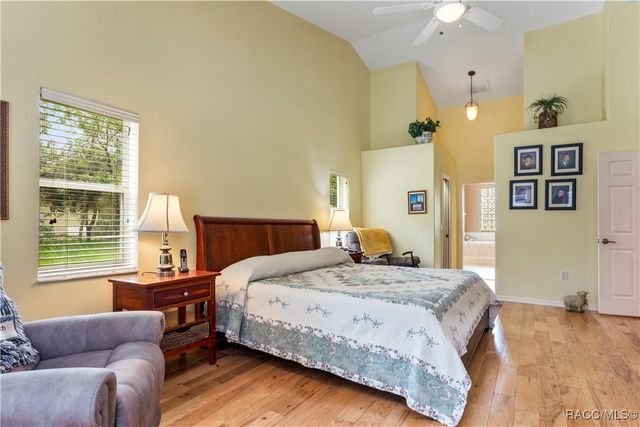 5799 N Oakmont Drive, Beverly Hills, FL 34465