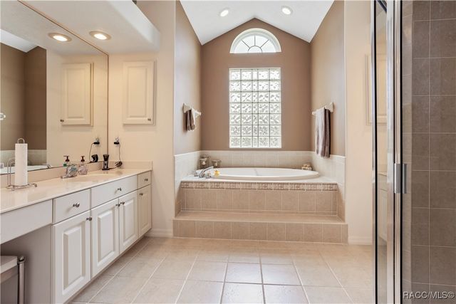 5799 N Oakmont Drive, Beverly Hills, FL 34465