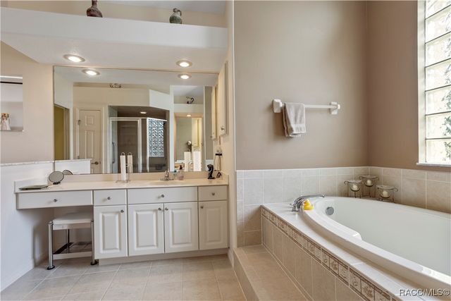 5799 N Oakmont Drive, Beverly Hills, FL 34465