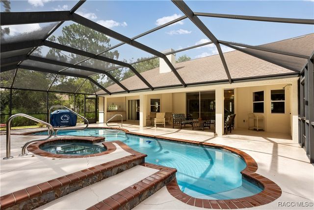 5799 N Oakmont Drive, Beverly Hills, FL 34465