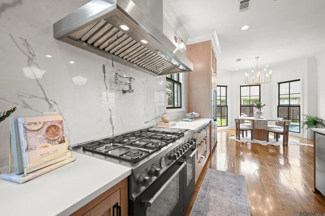 17968 Silver Creek Ct, Baton Rouge, LA 70810