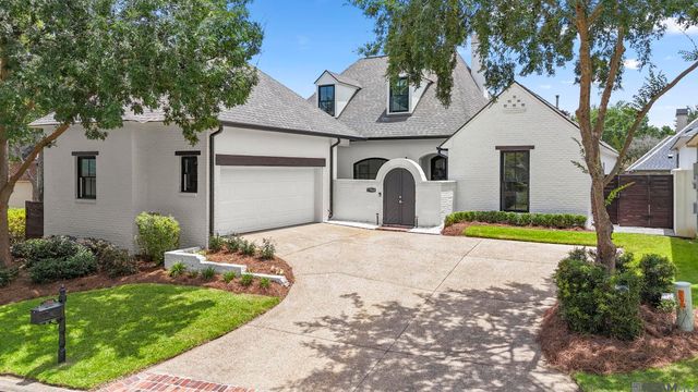 17968 Silver Creek Ct, Baton Rouge, LA 70810