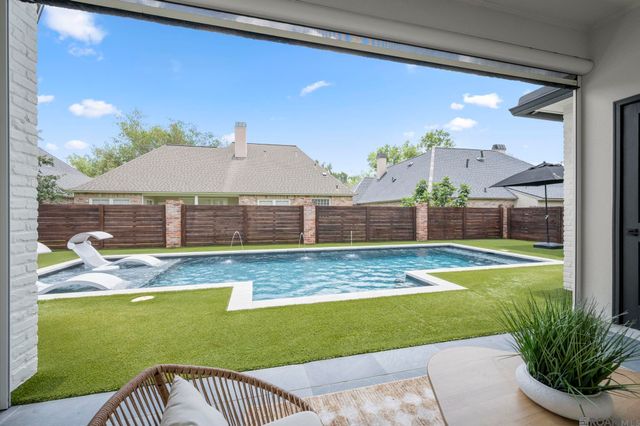 17968 Silver Creek Ct, Baton Rouge, LA 70810