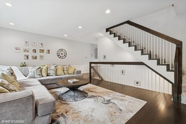 7771 Van Buren Street 3, Forest Park, IL 60130