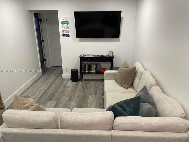 326 Wilson St 106, Hollywood, FL 33019