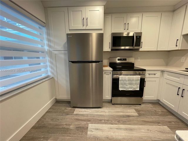 326 Wilson St 106, Hollywood, FL 33019