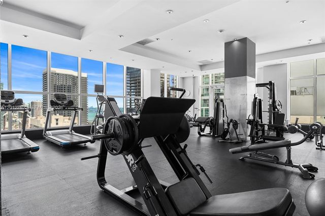 133 NE 2nd Ave 909, Miami, FL 33132