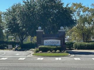 932 Southmoor Dr Unit 203, Virginia Beach, VA 23455