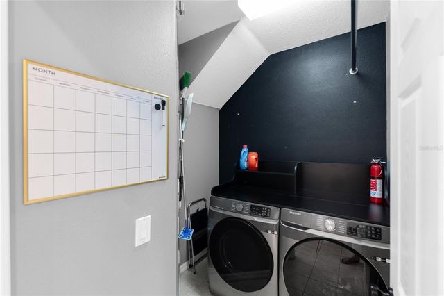 5617 WHITEHEAD STREET, Bradenton, FL 34203