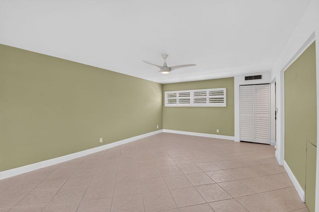 149 NW 70th Street 106C, Boca Raton, FL 33487