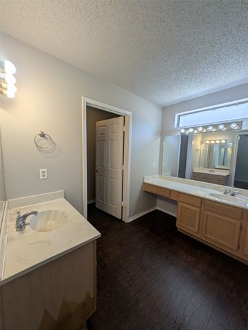 115 Meadowview Drive 4, Justin, TX 76247