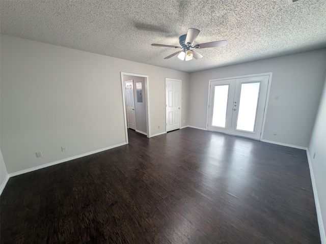 115 Meadowview Drive 4, Justin, TX 76247