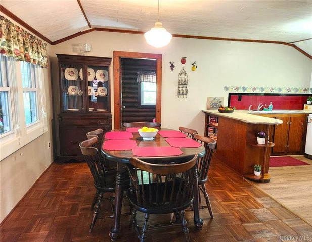 45 W Kenoza Place, Smallwood, NY 12778