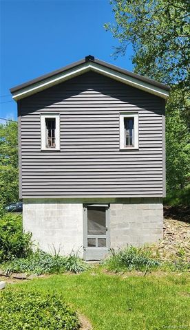 45 W Kenoza Place, Smallwood, NY 12778