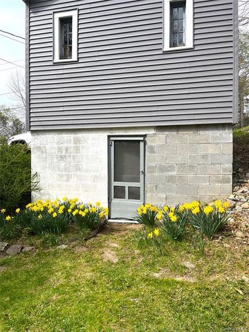 45 W Kenoza Place, Smallwood, NY 12778