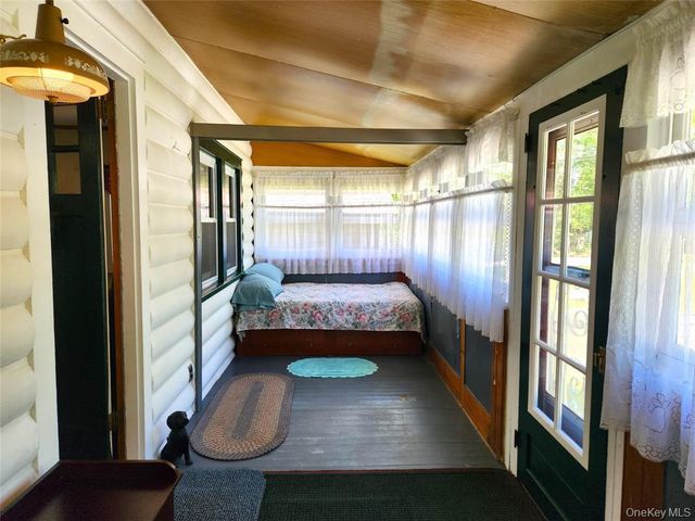 45 W Kenoza Place, Smallwood, NY 12778