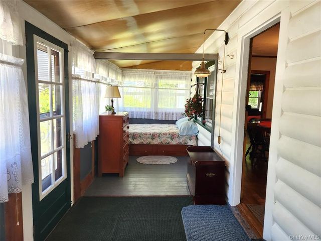 45 W Kenoza Place, Smallwood, NY 12778