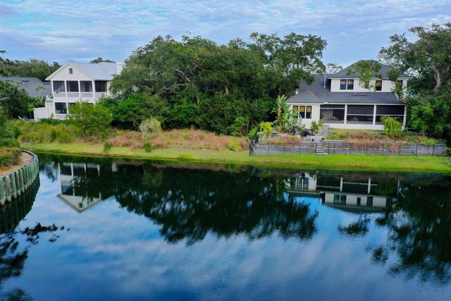 489 Ridgeway Rd, St Augustine, FL 32080