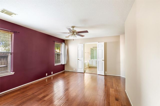 18619 Woodbreeze Drive, Humble, TX 77346