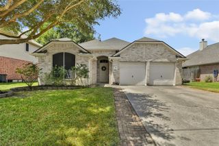18619 Woodbreeze Drive, Humble, TX 77346