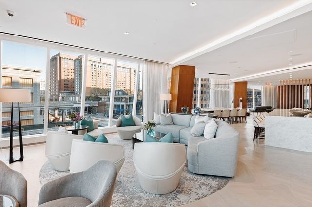 150 Seaport Blvd 17A, Boston, MA 02210