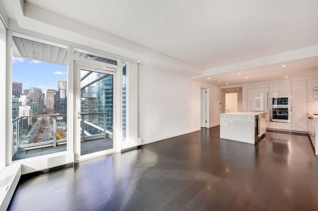 150 Seaport Blvd 17A, Boston, MA 02210
