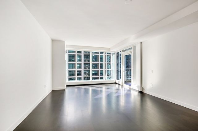 150 Seaport Blvd 17A, Boston, MA 02210