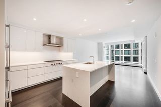 150 Seaport Blvd 17A, Boston, MA 02210