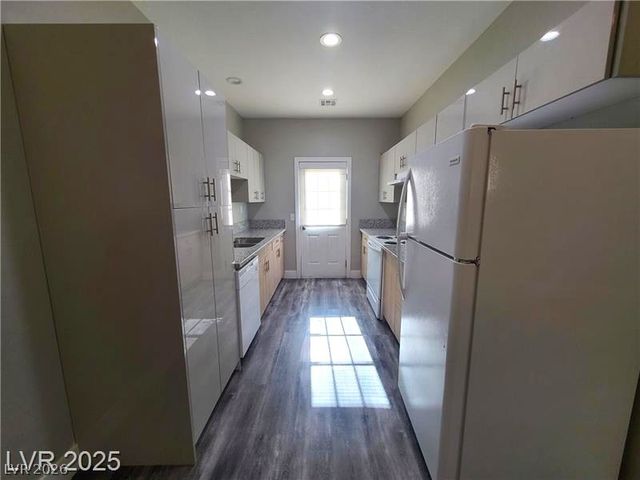 1370 Ogallala Street 2, Pahrump, NV 89048