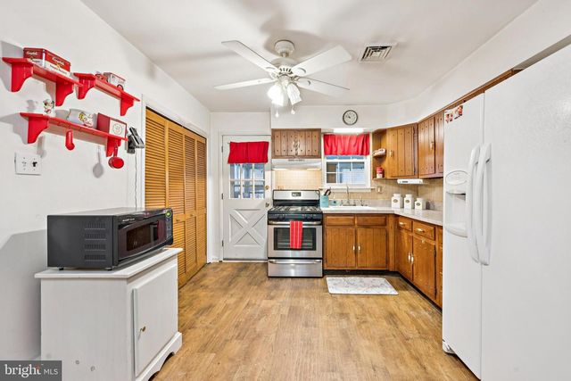 203 ELMTOWNE BLVD, Hammonton, NJ 08037