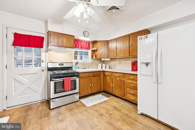 203 ELMTOWNE BLVD, Hammonton, NJ 08037