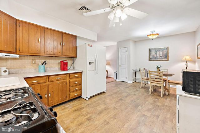 203 ELMTOWNE BLVD, Hammonton, NJ 08037