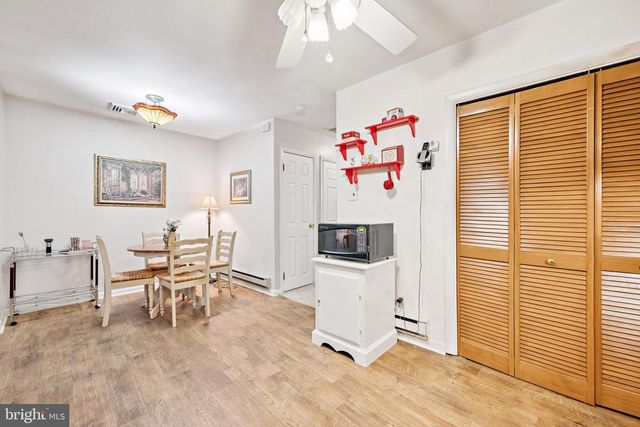 203 ELMTOWNE BLVD, Hammonton, NJ 08037