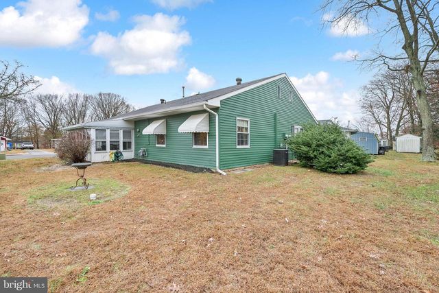 203 ELMTOWNE BLVD, Hammonton, NJ 08037