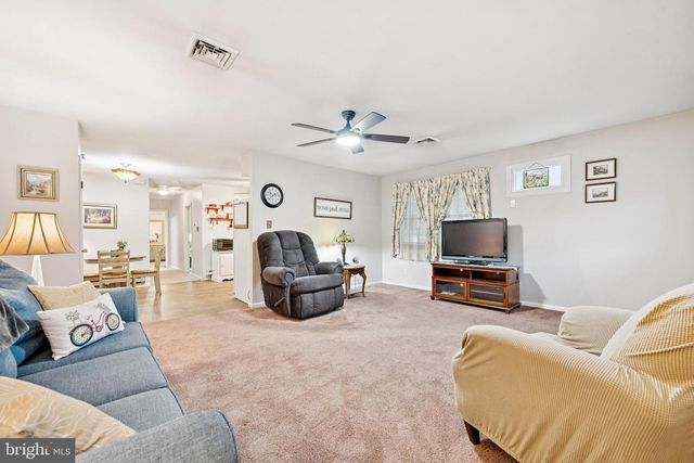 203 ELMTOWNE BLVD, Hammonton, NJ 08037