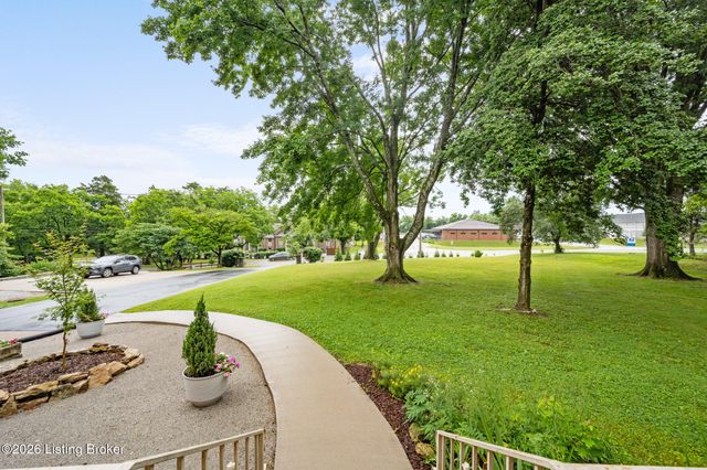 9115 Beulah Church Rd, Louisville, KY 40291