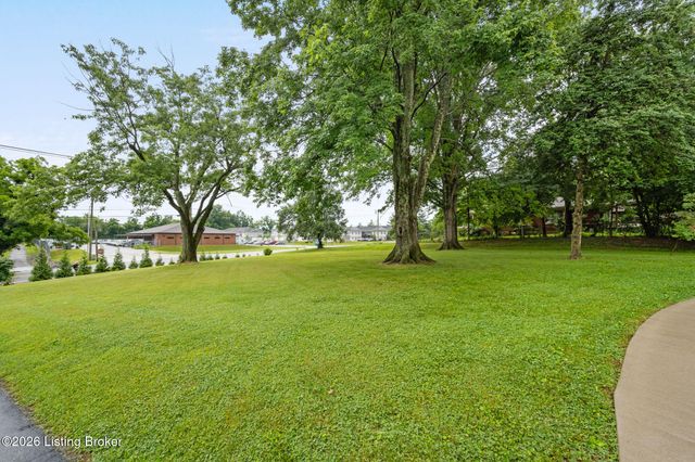 9115 Beulah Church Rd, Louisville, KY 40291