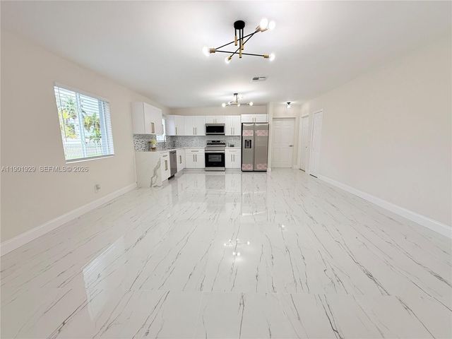 4340 SW 19th Street, West Park, FL 33023