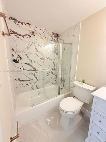 4340 SW 19th Street, West Park, FL 33023