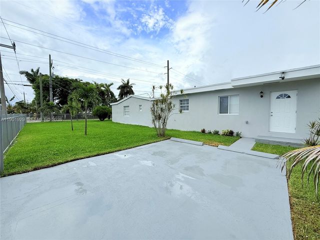 4340 SW 19th Street, West Park, FL 33023