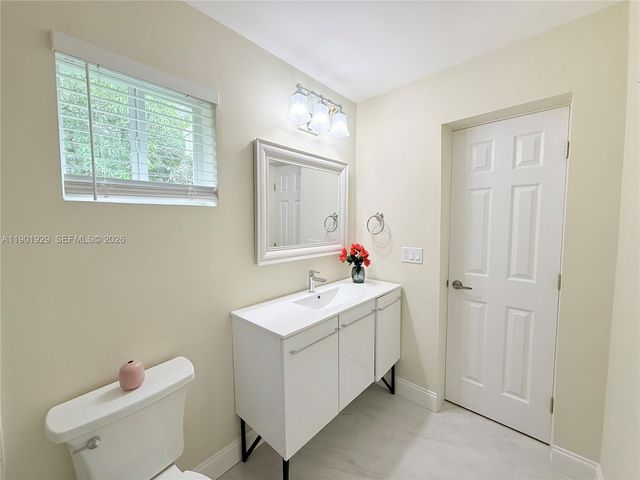 4340 SW 19th Street, West Park, FL 33023