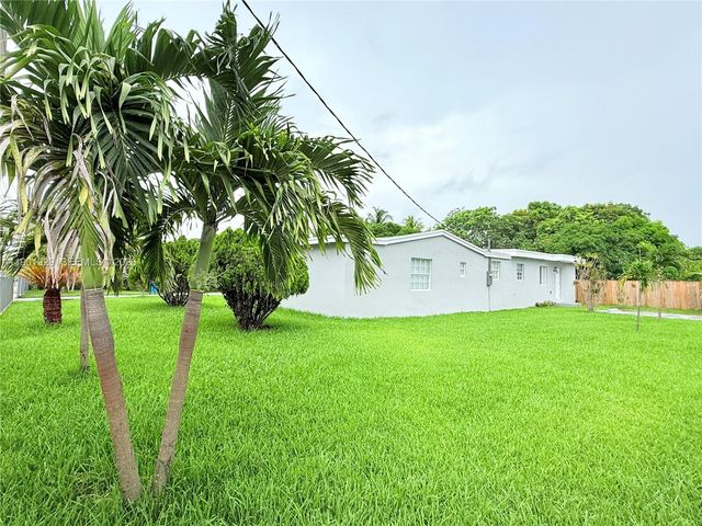 4340 SW 19th Street, West Park, FL 33023
