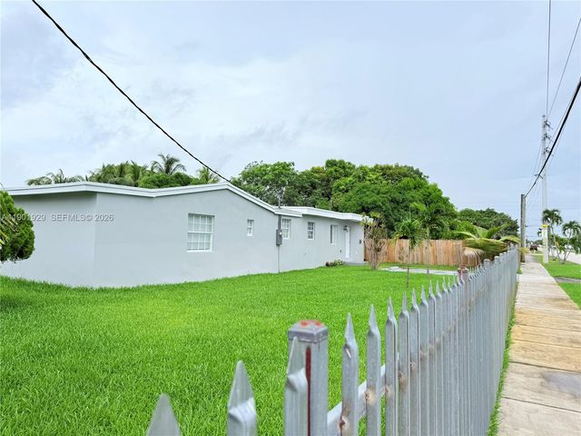 4340 SW 19th Street, West Park, FL 33023