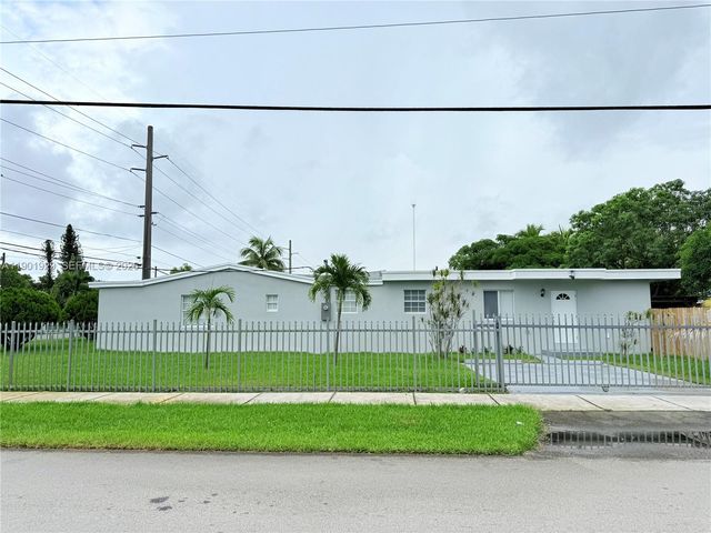 4340 SW 19th Street, West Park, FL 33023