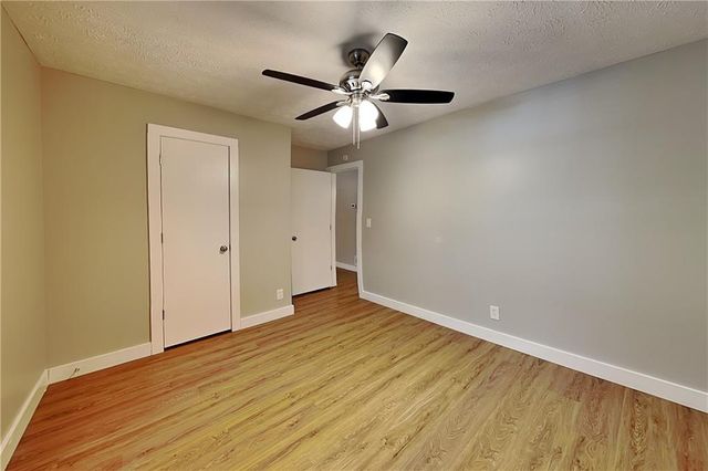 3753 Memorial Parkway NW, Kennesaw, GA 30152