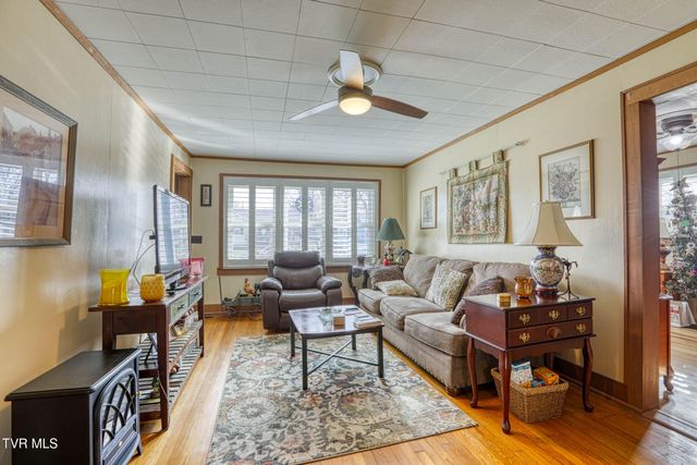 1826 Kenwood Road, Kingsport, TN 37664