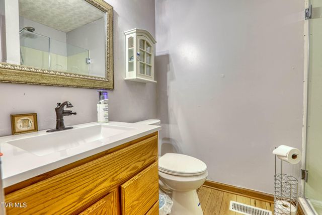 1826 Kenwood Road, Kingsport, TN 37664