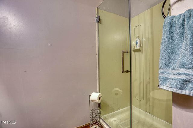 1826 Kenwood Road, Kingsport, TN 37664